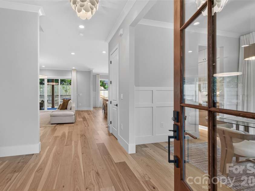 3119 Shenandoah Avenue, Charlotte, NC 28205.  MLS# CAR4394625, YatesRealty ID 34254. Welcome Home! Wait until you see this 7.25