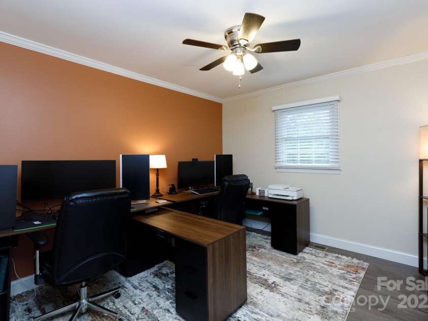 1811 Eastview Road, Rock Hill, SC 29732.  MLS# CAR4288455, YatesRealty ID 34256. 