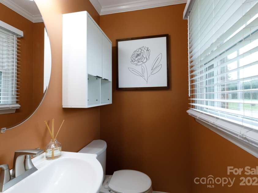 1811 Eastview Road, Rock Hill, SC 29732.  MLS# CAR4288455, YatesRealty ID 34256. 