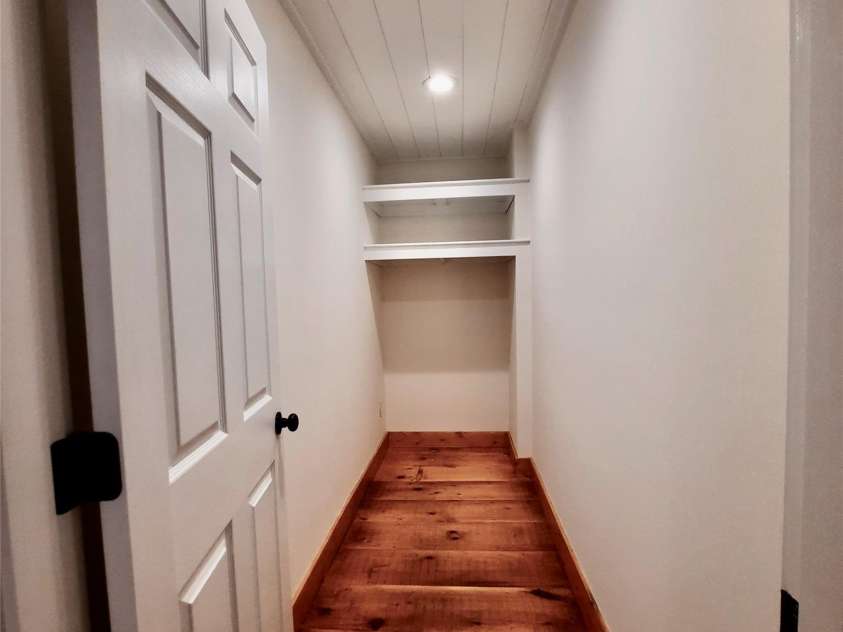40 Brierfield Drive, Candler, NC 28715.  MLS# CAR4402345, YatesRealty ID 34256. Large walk in additional pantry