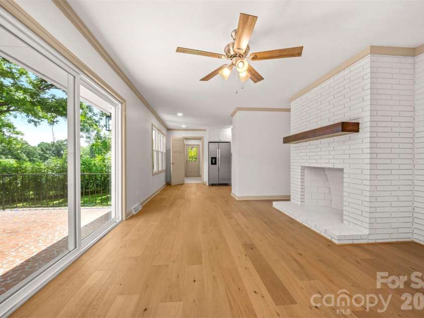 286 Main Street, Mooresboro, NC 28114.  MLS# CAR4394951, YatesRealty ID 34257. 