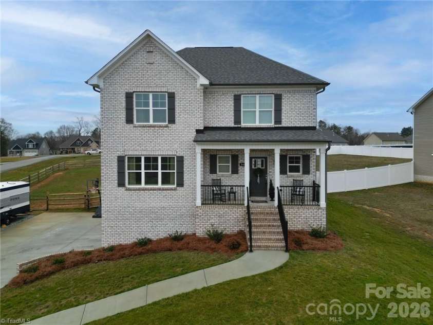 360 Wynnfall Drive, Lexington, NC 27295.  MLS# CAR4395943, YatesRealty ID 34259. 