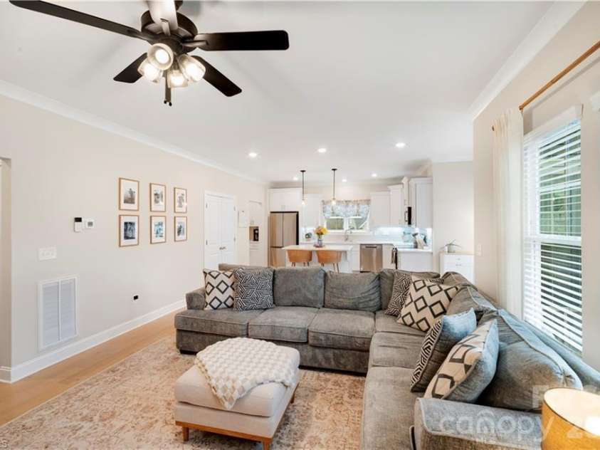 360 Wynnfall Drive, Lexington, NC 27295.  MLS# CAR4395943, YatesRealty ID 34259. 