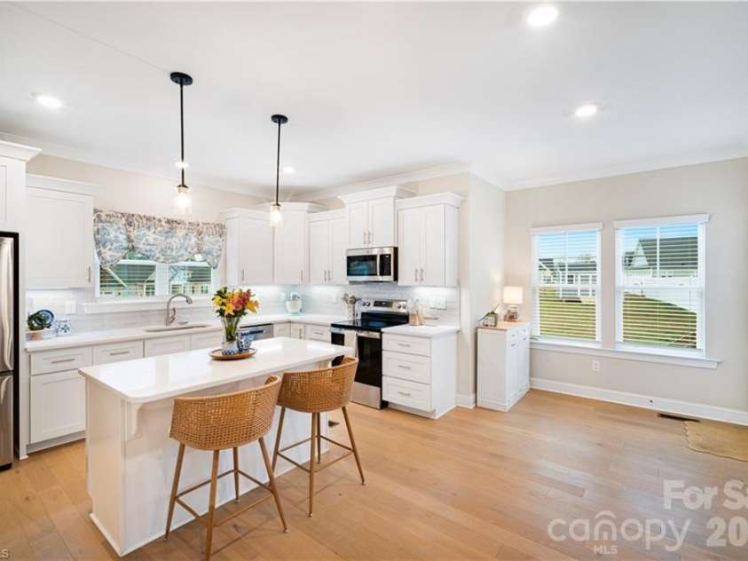 360 Wynnfall Drive, Lexington, NC 27295.  MLS# CAR4395943, YatesRealty ID 34259. 