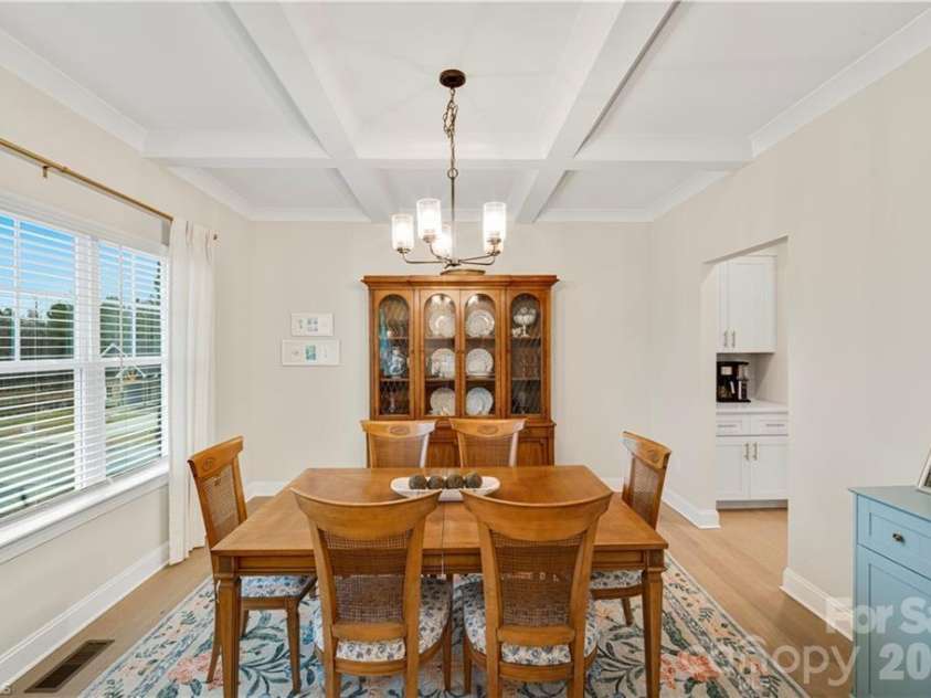 360 Wynnfall Drive, Lexington, NC 27295.  MLS# CAR4395943, YatesRealty ID 34259. 