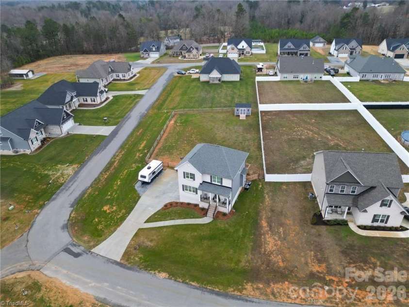 360 Wynnfall Drive, Lexington, NC 27295.  MLS# CAR4395943, YatesRealty ID 34259. 