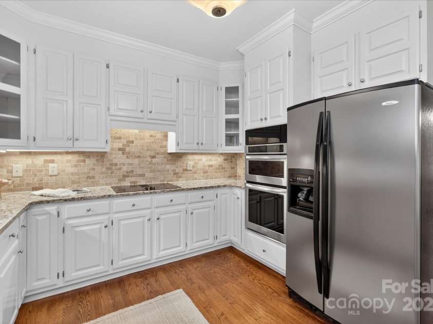 9909 Pallisers Terrace, Charlotte, NC 28210.  MLS# CAR4289242, YatesRealty ID 34259. 