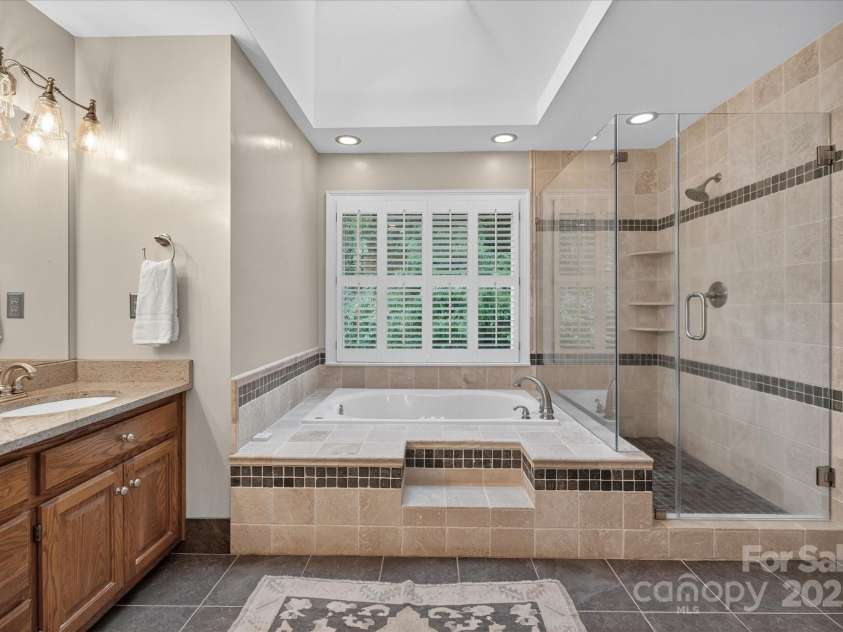 9909 Pallisers Terrace, Charlotte, NC 28210.  MLS# CAR4289242, YatesRealty ID 34259. 