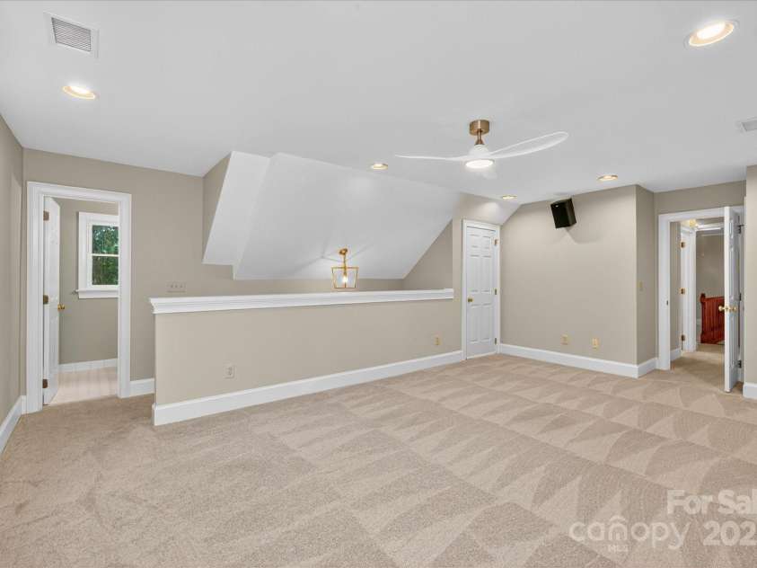 9909 Pallisers Terrace, Charlotte, NC 28210.  MLS# CAR4289242, YatesRealty ID 34259. 