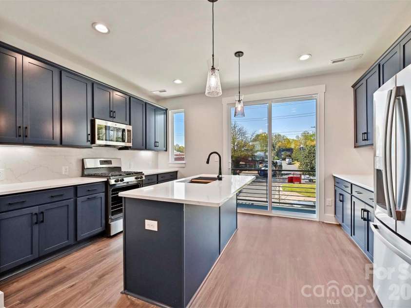 1227 34th Street, Charlotte, NC 28205.  MLS# CAR4211267, YatesRealty ID 3426. Kitchen