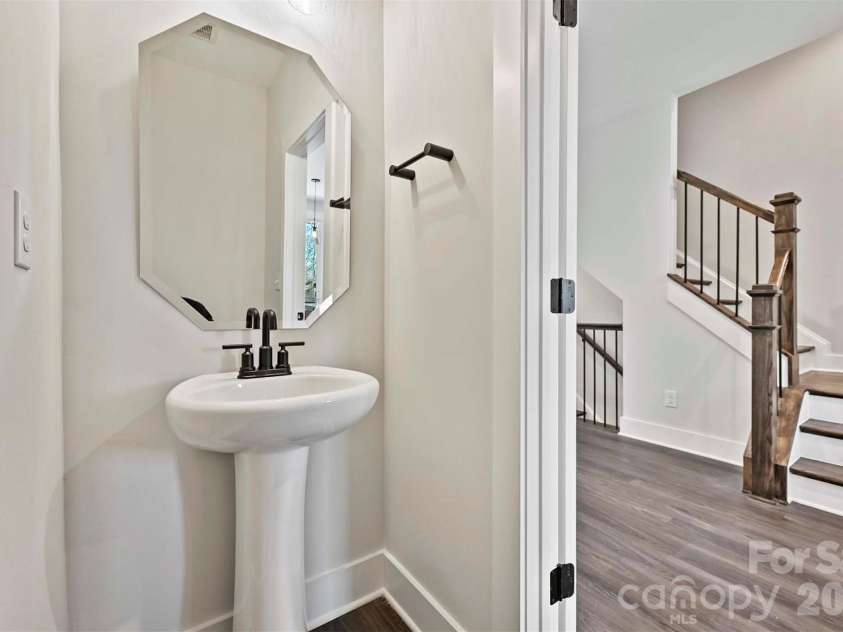 1227 34th Street, Charlotte, NC 28205.  MLS# CAR4211267, YatesRealty ID 3426. Main floor powder Room