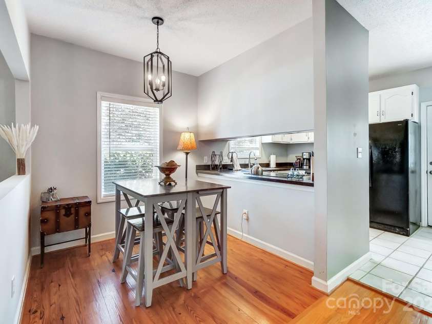 220 6th Street, Belmont, NC 28012.  MLS# CAR4194682, YatesRealty ID 3426. 