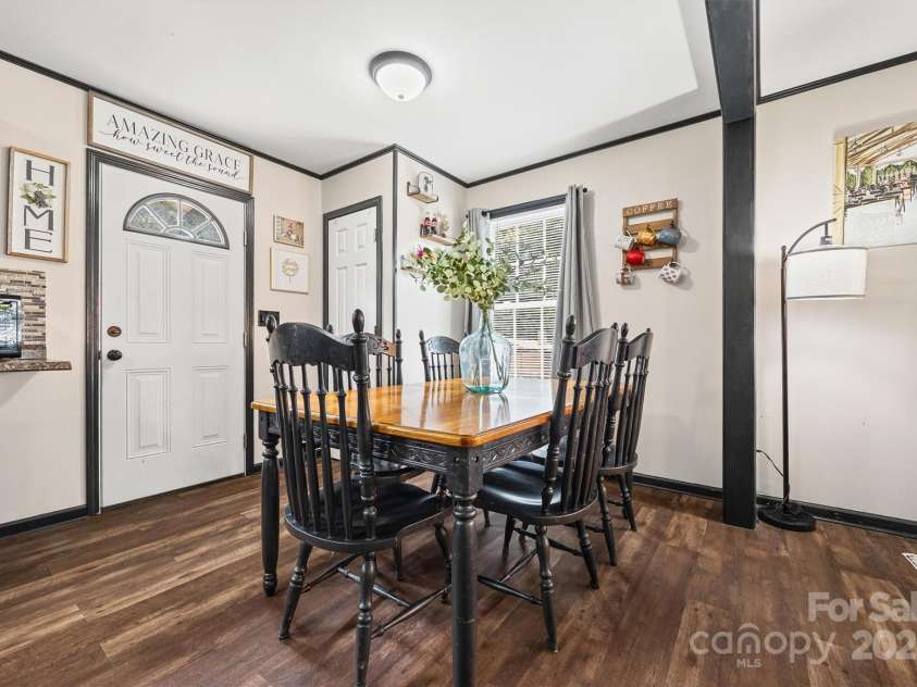 44 6th Street, York, SC 29745.  MLS# CAR4291178, YatesRealty ID 34260. 