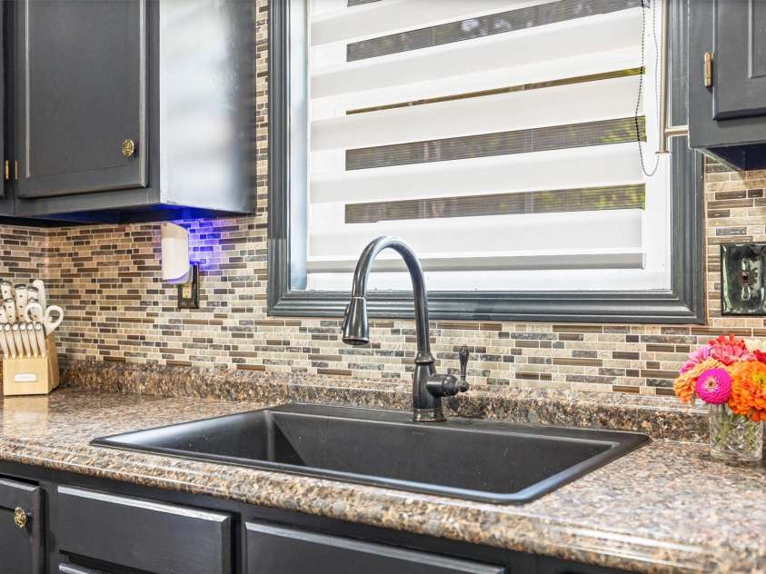 44 6th Street, York, SC 29745.  MLS# CAR4291178, YatesRealty ID 34260. 