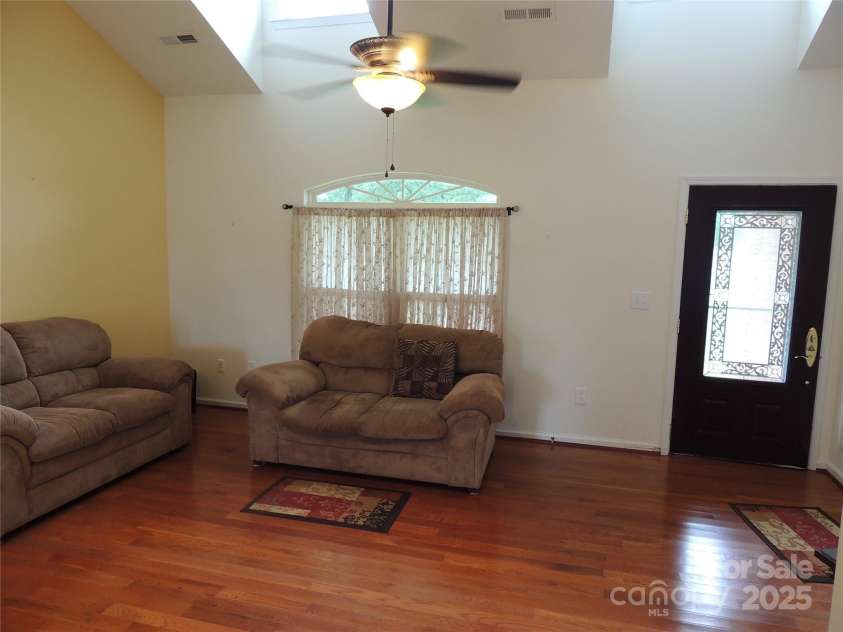 154 Edley Toney Road, Ellenboro, NC 28040.  MLS# CAR4292009, YatesRealty ID 34261. Living