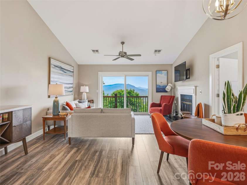 536 Windswept Drive, Asheville, NC 28801.  MLS# CAR4388603, YatesRealty ID 34261. 