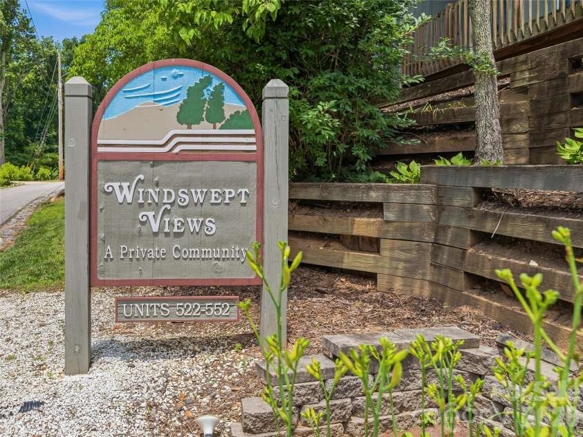 536 Windswept Drive, Asheville, NC 28801.  MLS# CAR4388603, YatesRealty ID 34261. 