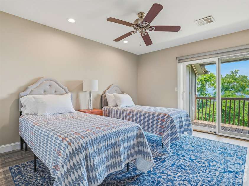 536 Windswept Drive, Asheville, NC 28801.  MLS# CAR4388603, YatesRealty ID 34261. Second bedroom