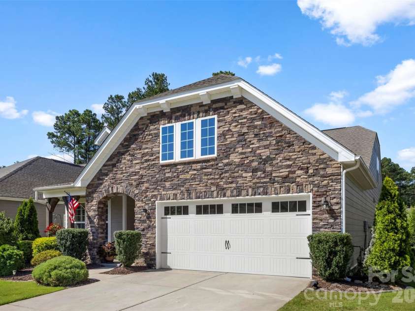 136 Picasso Trail, Mount Holly, NC 28120.  MLS# CAR4397172, YatesRealty ID 34262. 