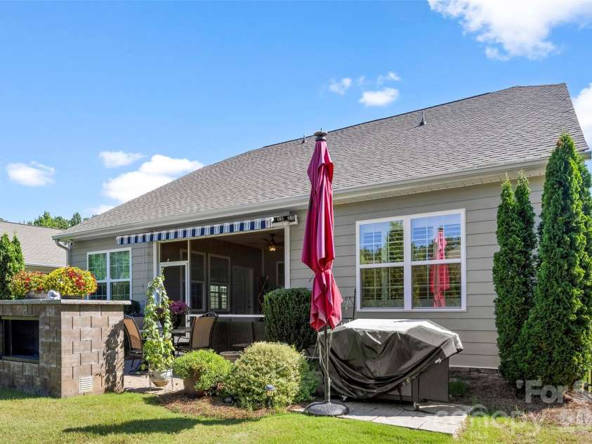 136 Picasso Trail, Mount Holly, NC 28120.  MLS# CAR4397172, YatesRealty ID 34262. 