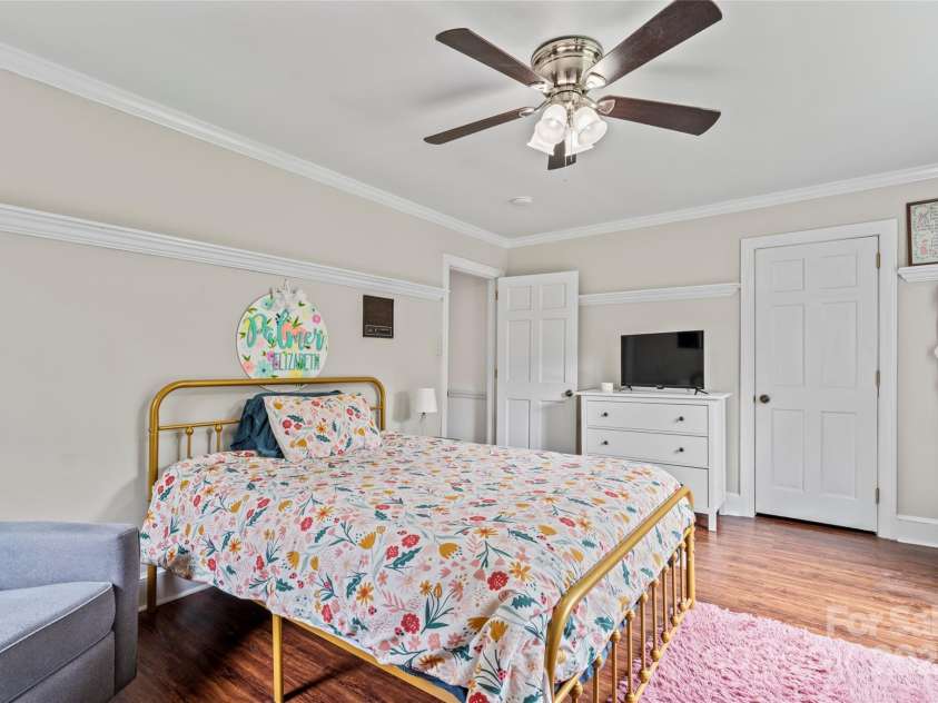 106 Brookmeade Drive, Statesville, NC 28625.  MLS# CAR4281679, YatesRealty ID 34263. 