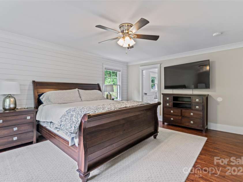 106 Brookmeade Drive, Statesville, NC 28625.  MLS# CAR4281679, YatesRealty ID 34263. 