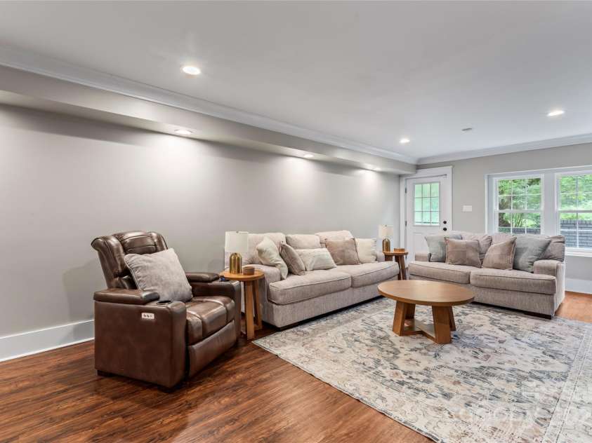 106 Brookmeade Drive, Statesville, NC 28625.  MLS# CAR4281679, YatesRealty ID 34263. 
