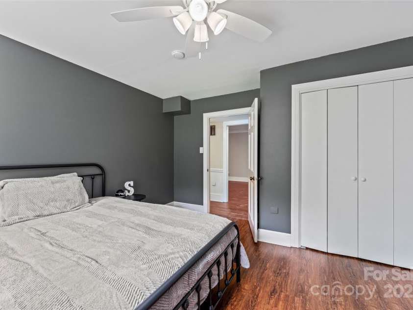 106 Brookmeade Drive, Statesville, NC 28625.  MLS# CAR4281679, YatesRealty ID 34263. 