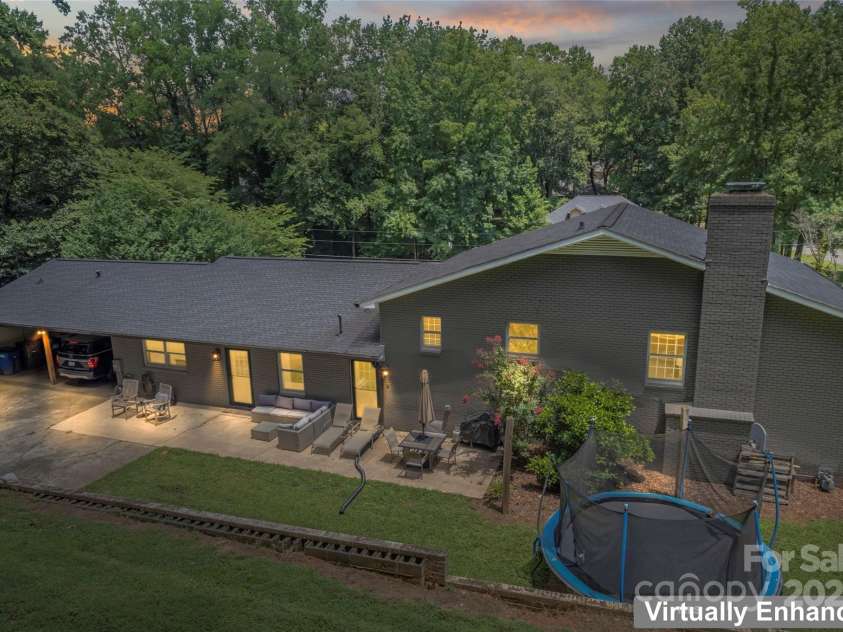 106 Brookmeade Drive, Statesville, NC 28625.  MLS# CAR4281679, YatesRealty ID 34263. 