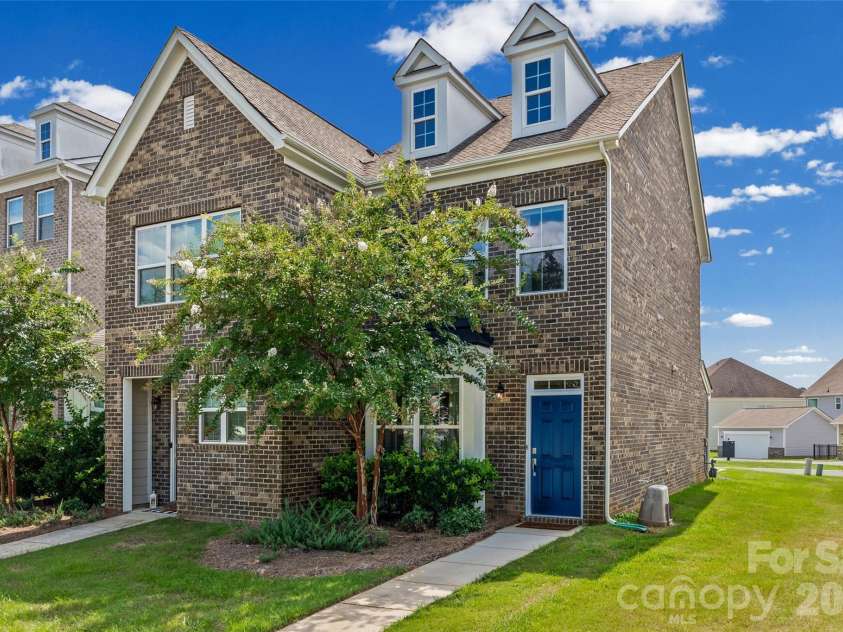 11451 Red Rust Lane, Charlotte, NC 28277.  MLS# CAR4416474, YatesRealty ID 34263. 