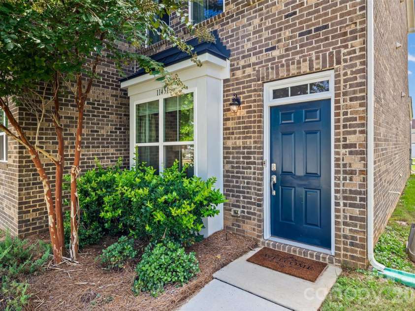 11451 Red Rust Lane, Charlotte, NC 28277.  MLS# CAR4416474, YatesRealty ID 34263. 
