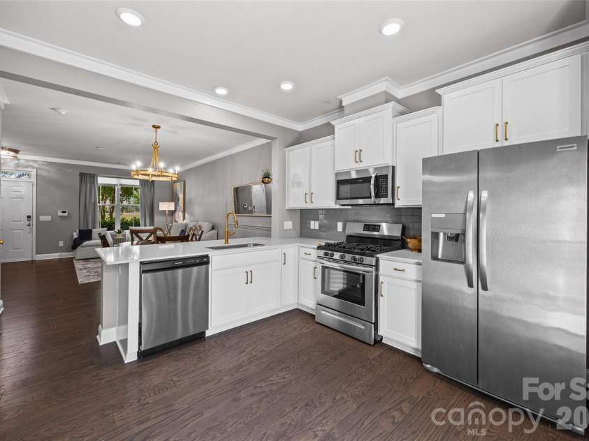 11451 Red Rust Lane, Charlotte, NC 28277.  MLS# CAR4416474, YatesRealty ID 34263. 