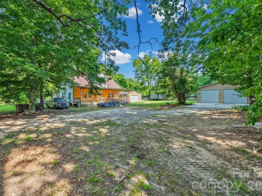 1415 Minter Road, Chester, SC 29706.  MLS# CAR4397395, YatesRealty ID 34264. 