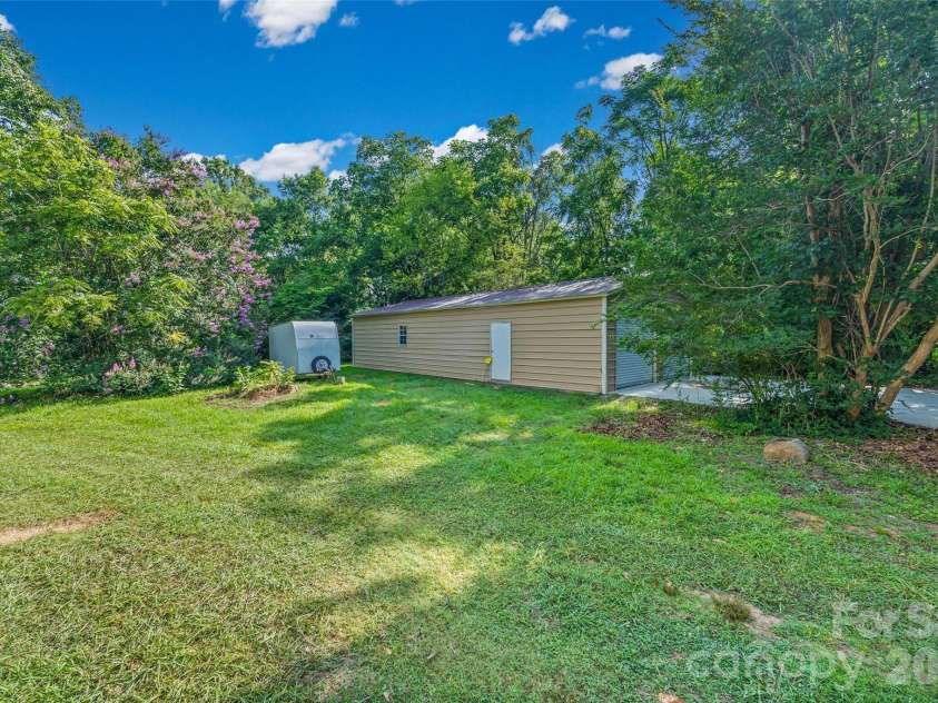 1415 Minter Road, Chester, SC 29706.  MLS# CAR4397395, YatesRealty ID 34264. 