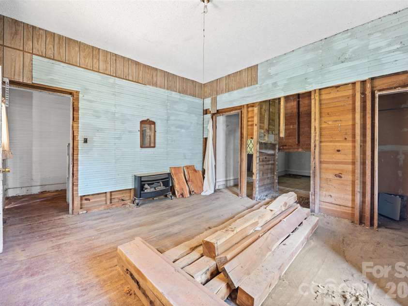1415 Minter Road, Chester, SC 29706.  MLS# CAR4397395, YatesRealty ID 34264. 