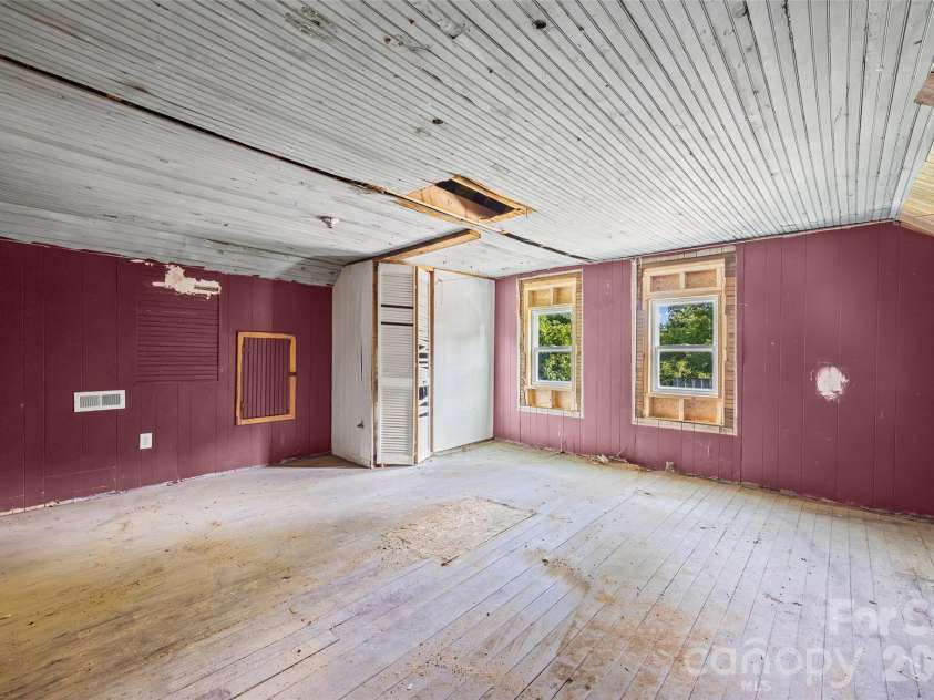 1415 Minter Road, Chester, SC 29706.  MLS# CAR4397395, YatesRealty ID 34264. 