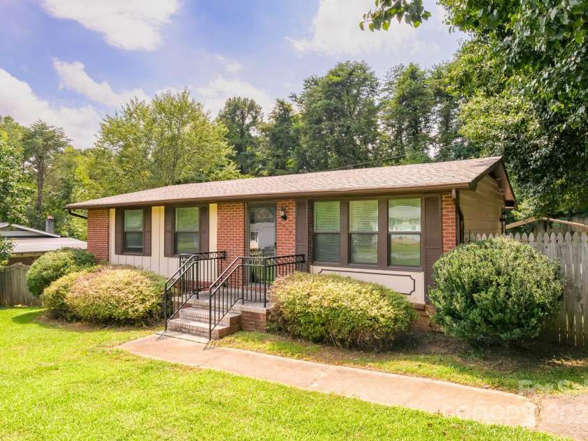 9012 McMillian Drive, Harrisburg, NC 28075.  MLS# CAR4295135, YatesRealty ID 34264. Front