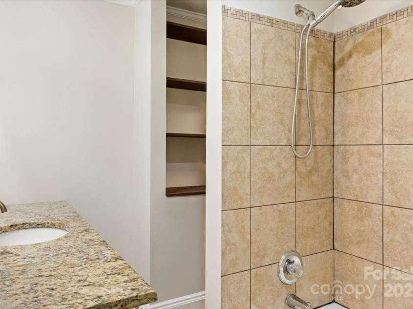 308 Davis Park Road, Gastonia, NC 28052.  MLS# CAR4274670, YatesRealty ID 34265. 