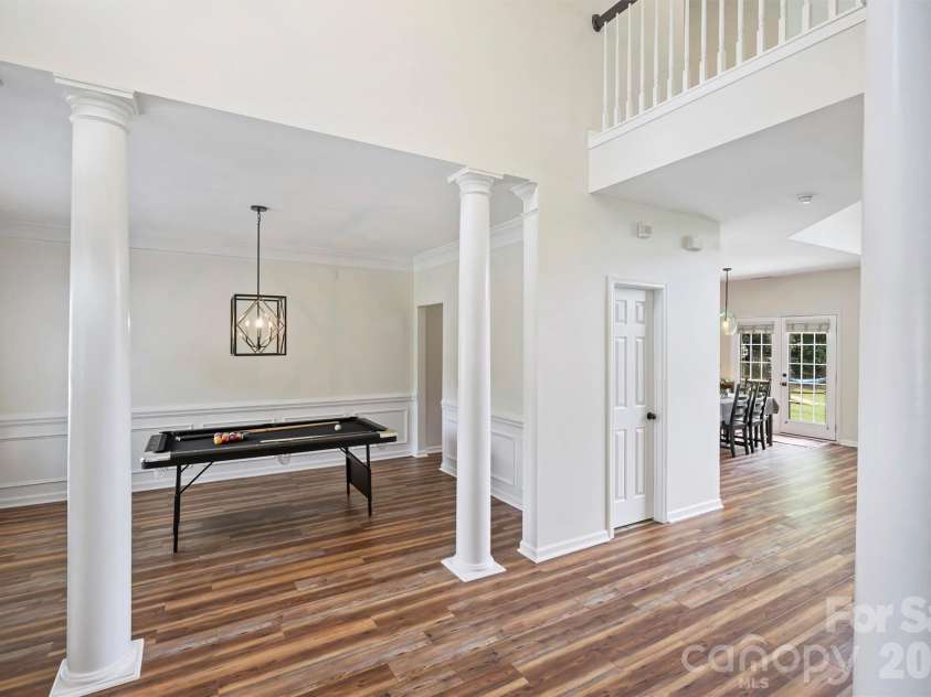 9318 Autumn Applause Drive, Charlotte, NC 28277.  MLS# CAR4393545, YatesRealty ID 34265. 