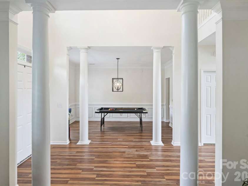 9318 Autumn Applause Drive, Charlotte, NC 28277.  MLS# CAR4393545, YatesRealty ID 34265. 