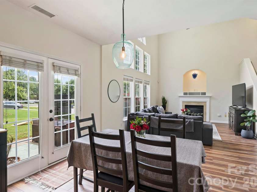 9318 Autumn Applause Drive, Charlotte, NC 28277.  MLS# CAR4393545, YatesRealty ID 34265. 