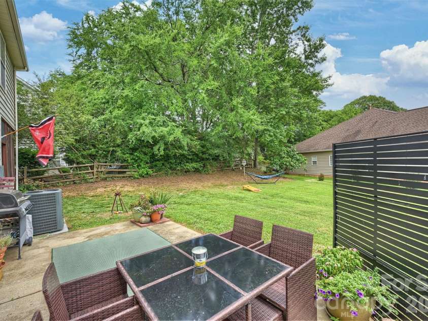 9318 Autumn Applause Drive, Charlotte, NC 28277.  MLS# CAR4393545, YatesRealty ID 34265. 