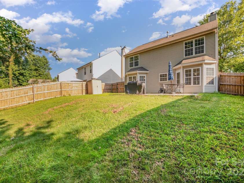 4317 Springhaven Drive, Charlotte, NC 28269.  MLS# CAR4270772, YatesRealty ID 34266. Backyard