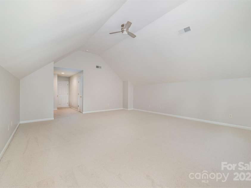 4317 Springhaven Drive, Charlotte, NC 28269.  MLS# CAR4270772, YatesRealty ID 34266. Upstairs Bonus Room