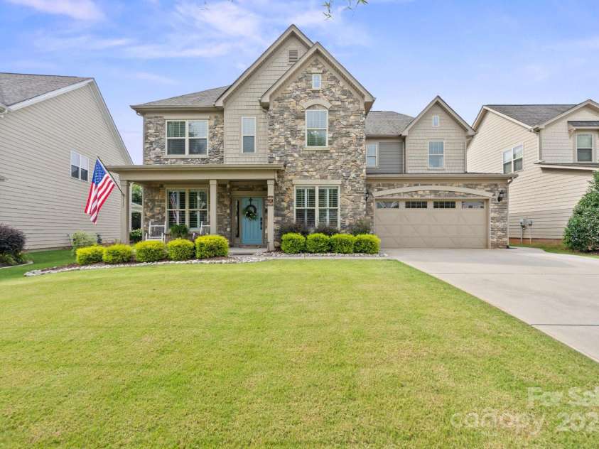 117 Heron Cove Loop, Mooresville, NC 28117.  MLS# CAR4277027, YatesRealty ID 34267. 