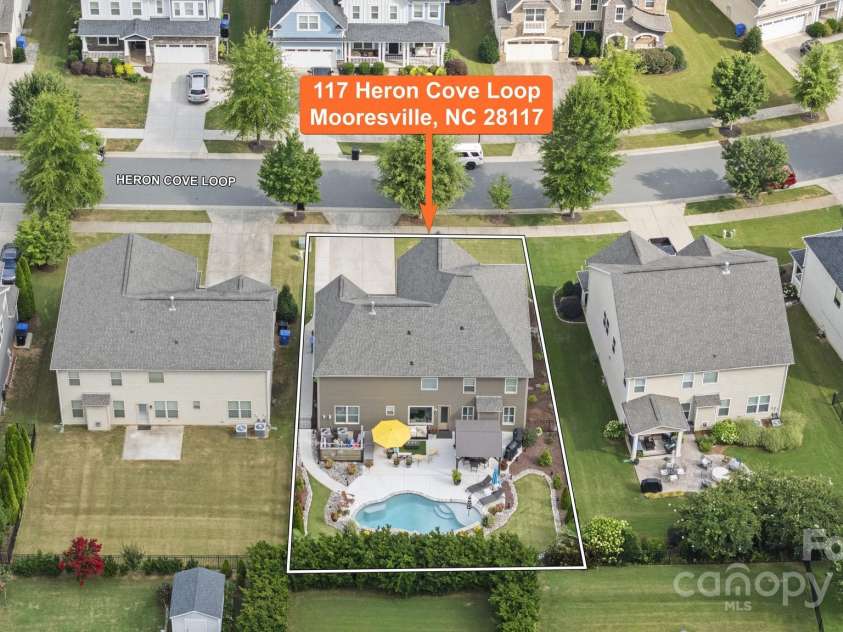 117 Heron Cove Loop, Mooresville, NC 28117.  MLS# CAR4277027, YatesRealty ID 34267. 