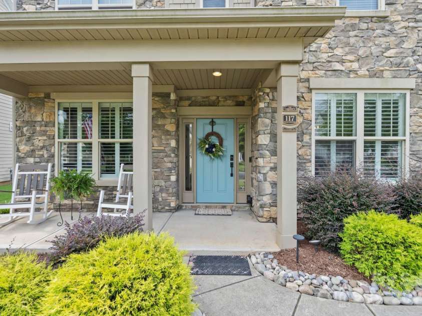 117 Heron Cove Loop, Mooresville, NC 28117.  MLS# CAR4277027, YatesRealty ID 34267. 