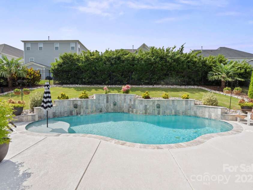 117 Heron Cove Loop, Mooresville, NC 28117.  MLS# CAR4277027, YatesRealty ID 34267. 