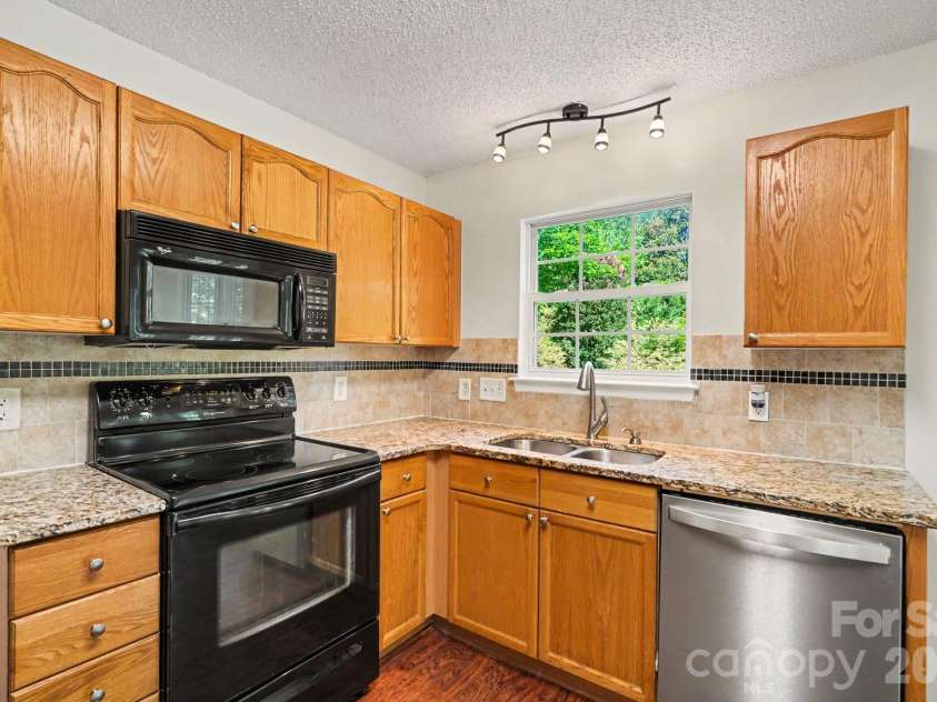 4891 Aldridge Place, Concord, NC 28027.  MLS# CAR4393706, YatesRealty ID 34267. 