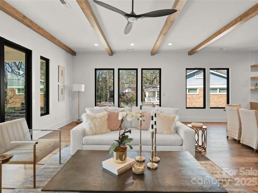 5520 Chedworth Drive, Charlotte, NC 28210.  MLS# CAR4222654, YatesRealty ID 34268. 